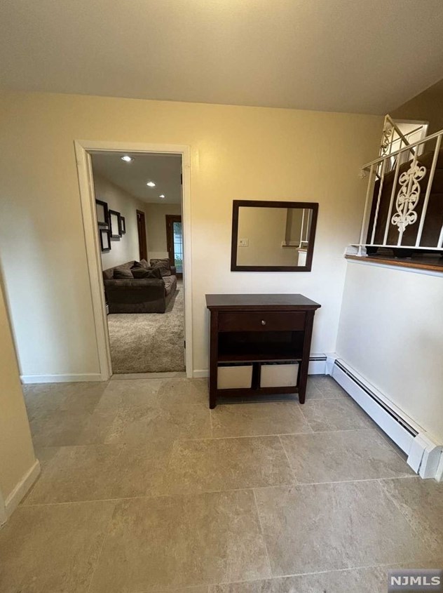 131 Prospect Ter, Teaneck NJ 07666-5823 exterior