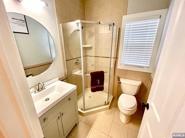 14 Maple St, Outwater NJ 07026-3322 exterior