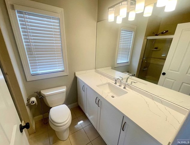 14 Maple St, Outwater NJ 07026-3322 exterior