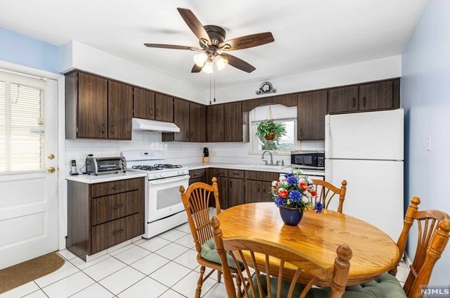 706 8th St, Lyndhurst NJ  07071-3108 exterior