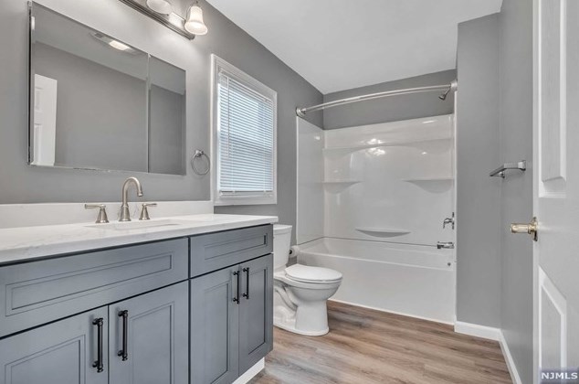 314 Almond St, Vineland NJ 08360-5218 exterior