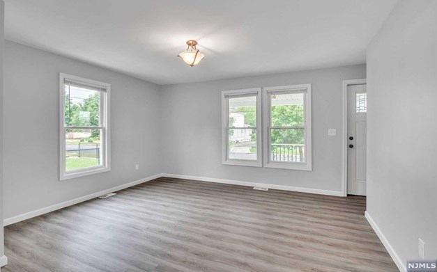 314 Almond St, Vineland NJ 08360-5218 exterior