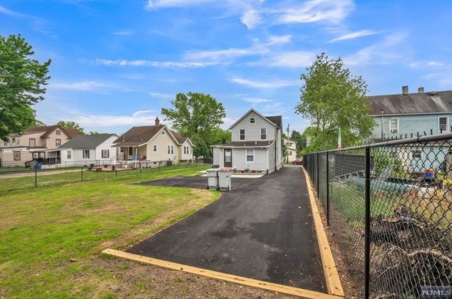 314 Almond St, Vineland NJ 08360-5218 exterior