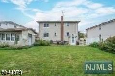 10 Sheppard Ter, East Rutherford NJ 07073-1109 exterior