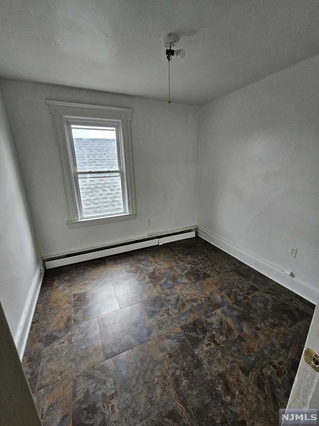 26 York St, Paterson NJ  07524-1916 exterior