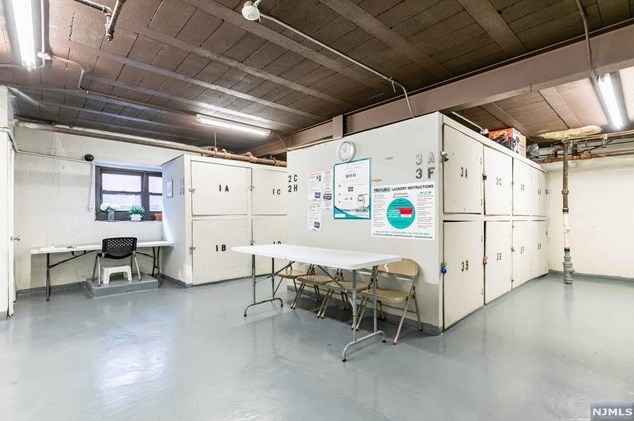 95 Orient Way, Rutherford NJ 07070-2143 exterior