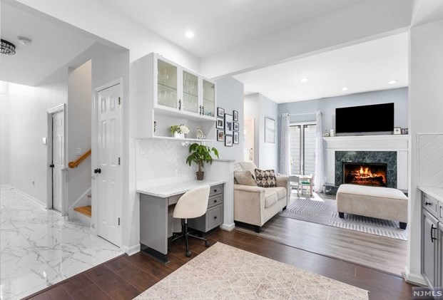 270 Baldwin Ave, Hasbrouck Heights NJ 07604-2301 exterior