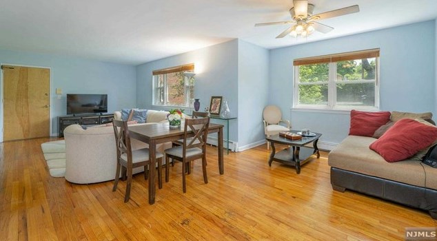 300 Claremont Ave, Verona NJ  07044-2549 exterior