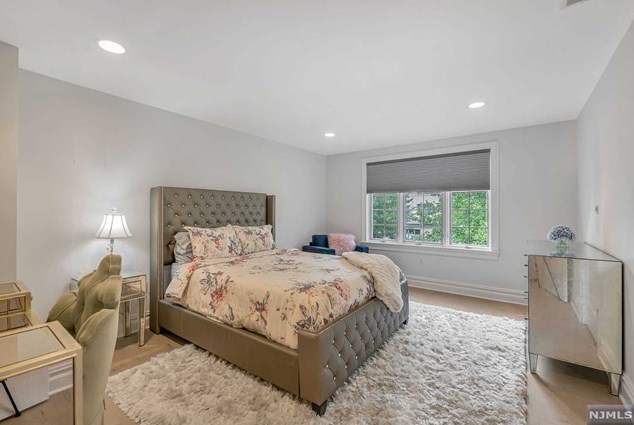 314 Forester Way, Park Ridge NJ 07656-2611 exterior