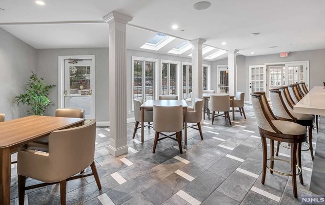 314 Forester Way, Park Ridge NJ 07656-2611 exterior