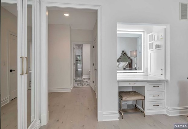 314 Forester Way, Park Ridge NJ 07656-2611 exterior