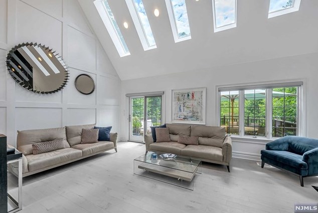 314 Forester Way, Park Ridge NJ 07656-2611 exterior