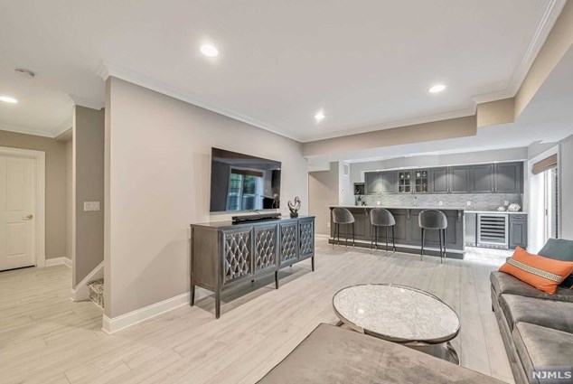 314 Forester Way, Park Ridge NJ 07656-2611 exterior