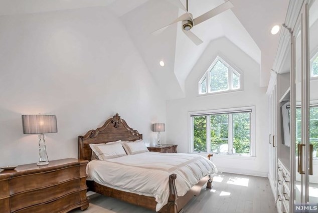 314 Forester Way, Park Ridge NJ 07656-2611 exterior