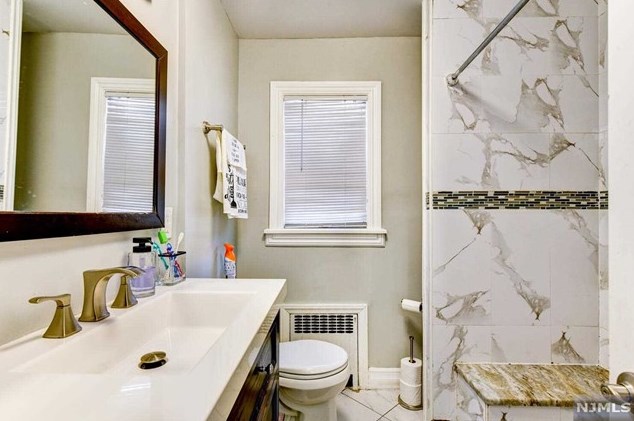 82 Race St, Nutley NJ  07110-2628 exterior