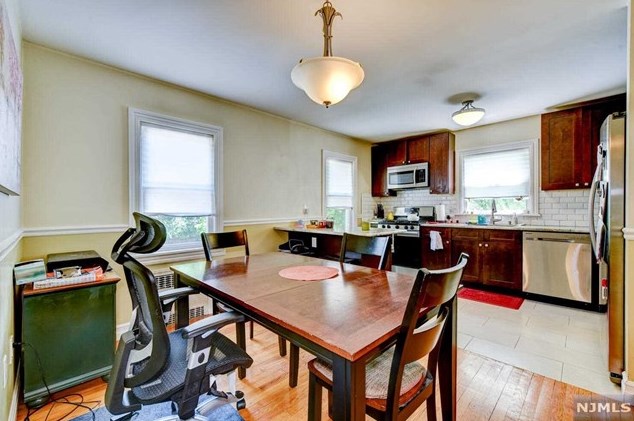 82 Race St, Nutley NJ  07110-2628 exterior