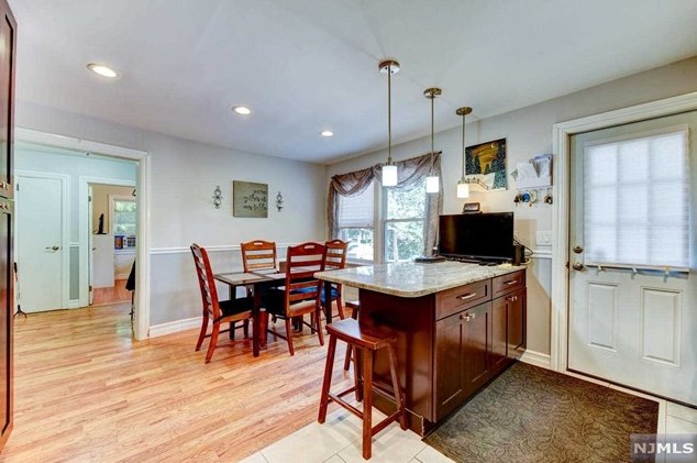 82 Race St, Nutley NJ  07110-2628 exterior