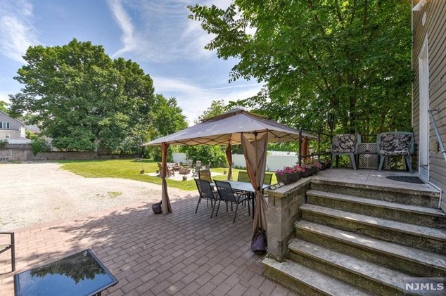 82 Race St, Nutley NJ  07110-2628 exterior