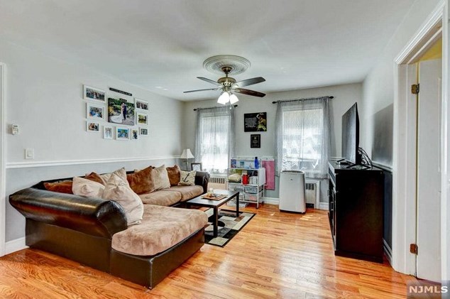 82 Race St, Nutley NJ  07110-2628 exterior