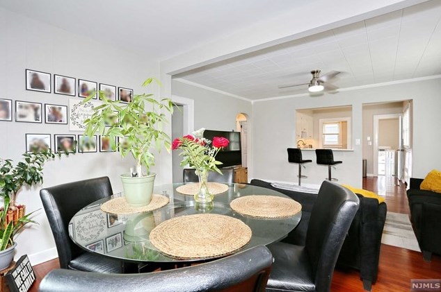 89 Harcourt Ave, Bergenfield NJ  07621-1952 exterior