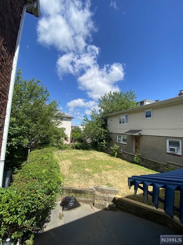 57 Malcolm Ave, Outwater NJ  07026-1523 exterior