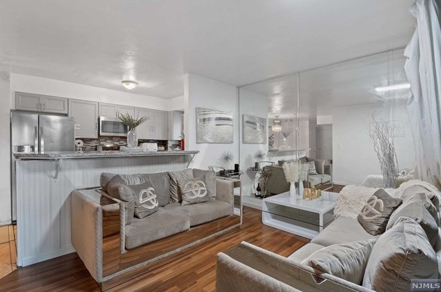 300 Park St, Hackensack NJ  07601-4344 exterior