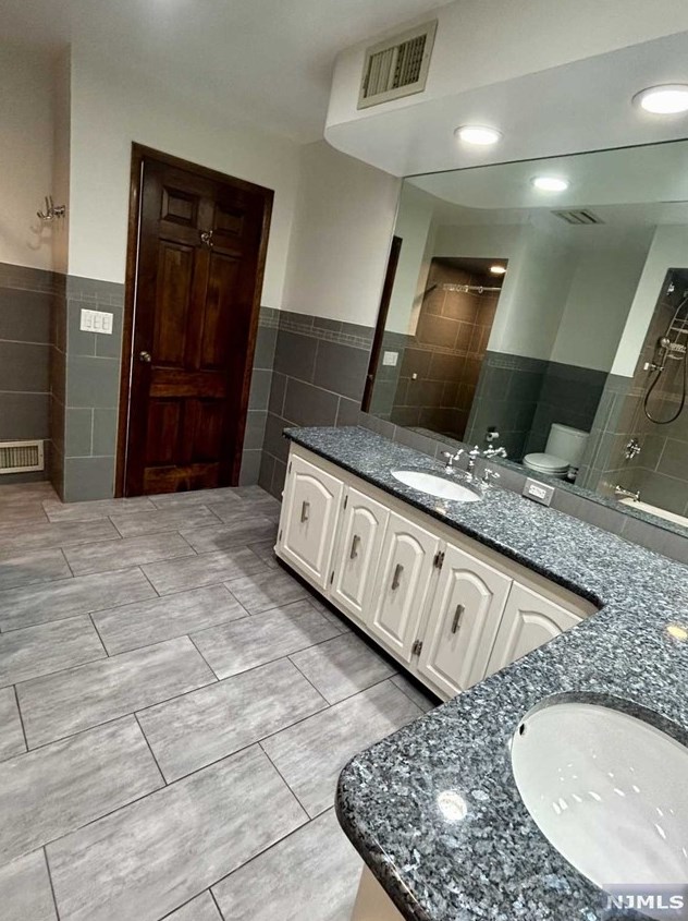 772 Morton St, East Rutherford NJ 07073-1609 exterior