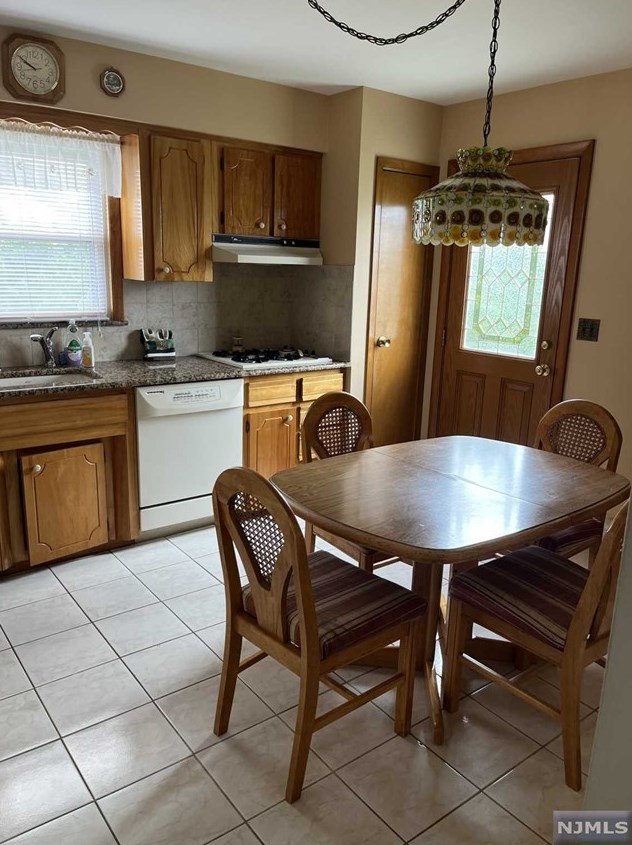 80 Joseph St, Moonachie NJ  07074-1009 exterior