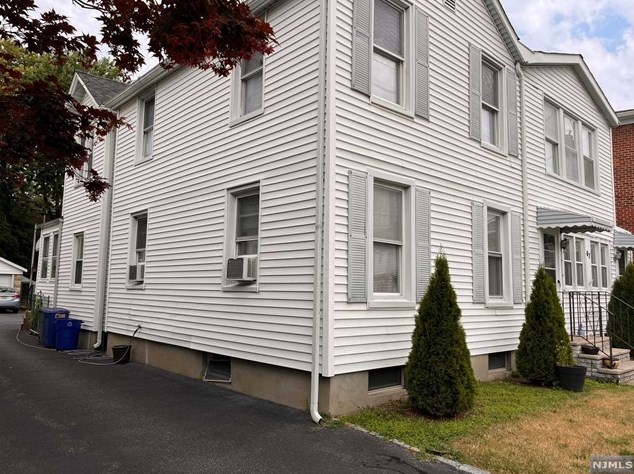 67 Harrison St, Belleville NJ  07109-3552 exterior