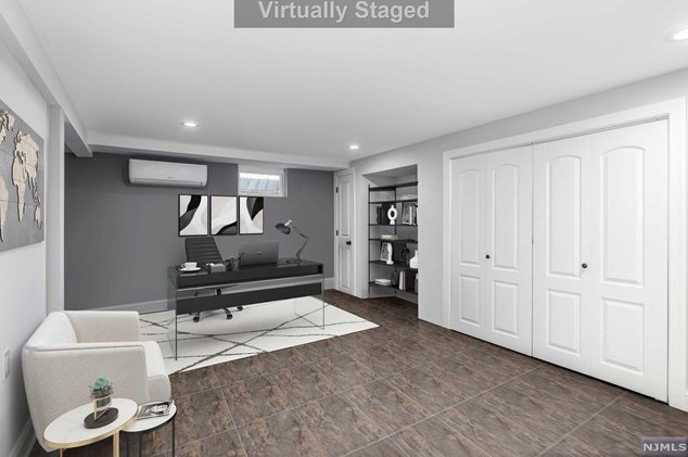 290 Orient Way, Lyndhurst NJ 07071-1617 exterior