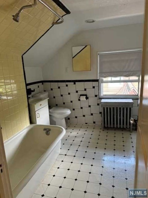 209 Herrick Ave, Teaneck NJ 07666-3306 exterior