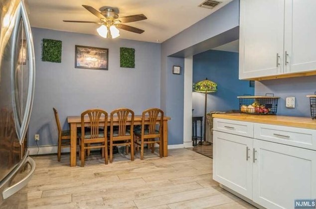 72 Vlg Dr, Hardyston NJ 07419-1134 exterior