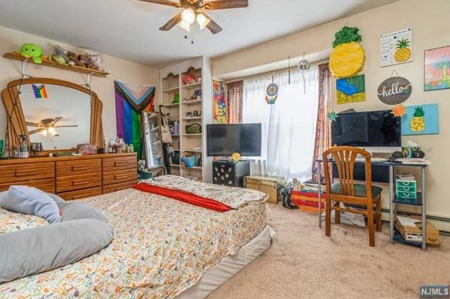 72 Vlg Dr, Hardyston NJ 07419-1134 exterior