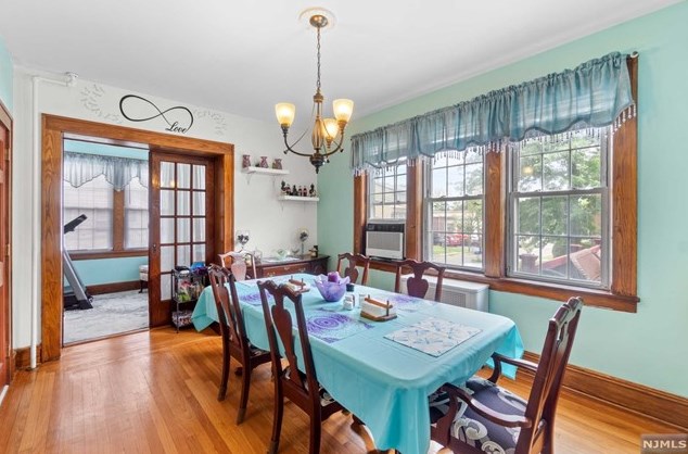61 Teaneck Rd, Ridgefield Park NJ  07660-2329 exterior