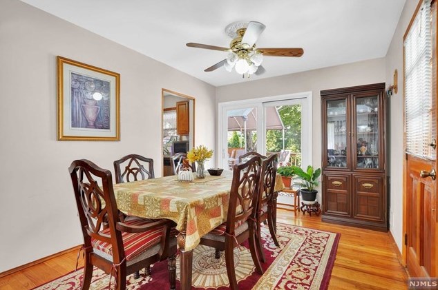 375 Alps Rd, Wayne NJ 07470-3731 exterior