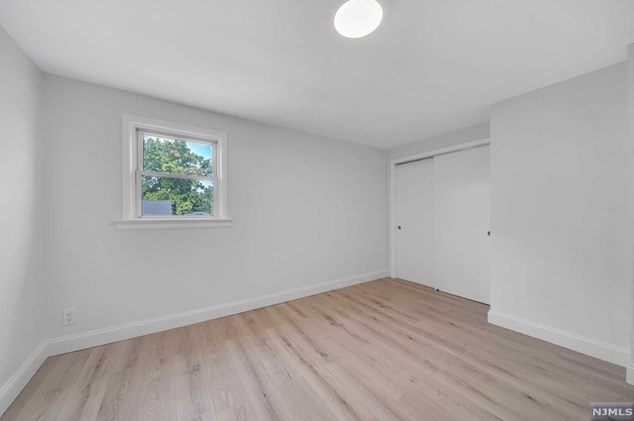 15 John Pl, Bergenfield NJ 07621-3316 exterior