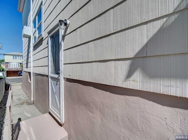 508 Davis Ave, Kearny NJ 07032-3402 exterior