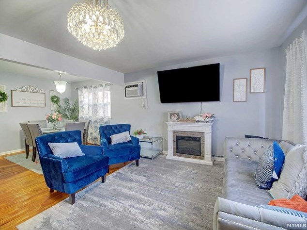 508 Davis Ave, Kearny NJ 07032-3402 exterior