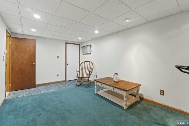 10 Tall Oaks Dr, Hardyston NJ 07419-2022 exterior