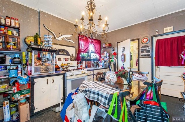 120 Franklin St, Belleville NJ 07109-1063 exterior