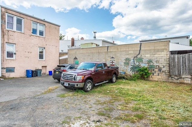 120 Franklin St, Belleville NJ 07109-1063 exterior