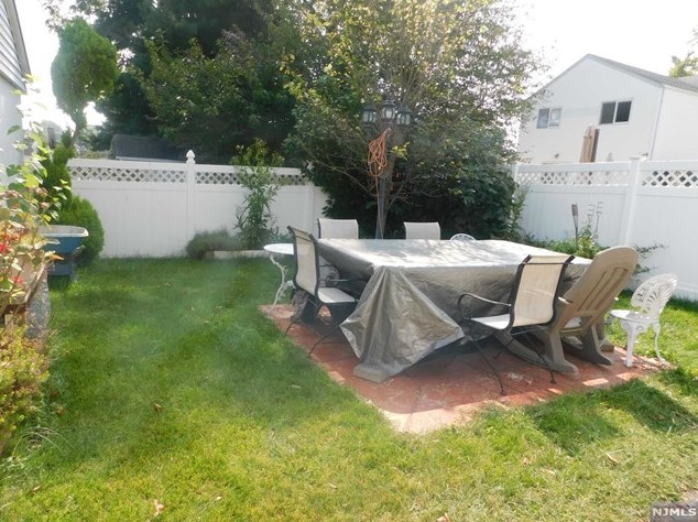 358 Blvd, Hasbrouck Heights NJ 07604-1920 exterior