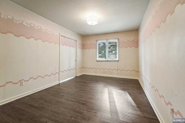 32 Erskine Ct, Mahwah NJ 07430-2014 exterior