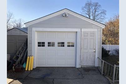 22 Orchard Ave Manchester Nh 03109 Mls 4788047 Coldwell Banker