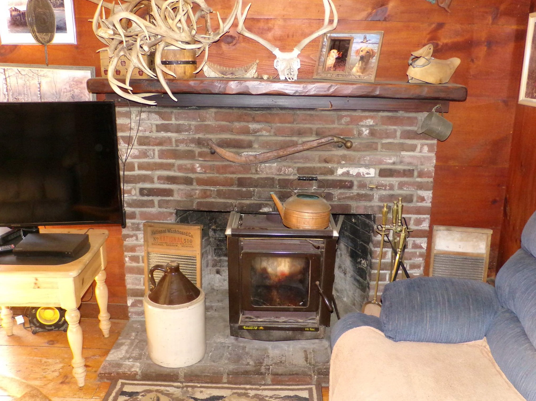 1562 Hooksett Rd, Manchester NH 03106-1008 exterior