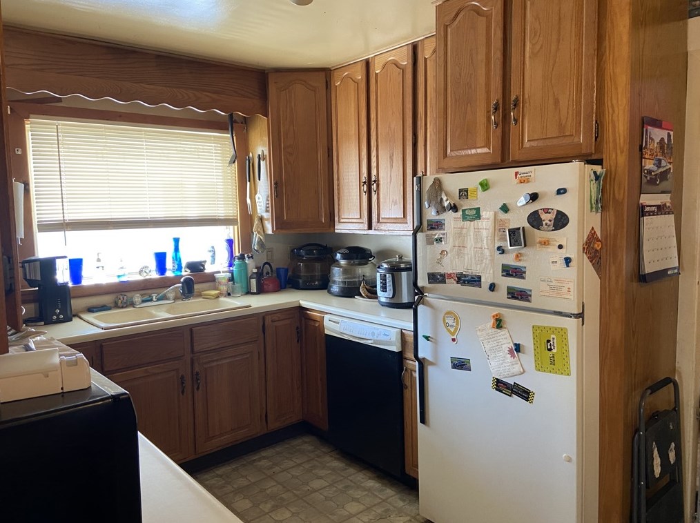 463 2nd Ave, Berlin NH  03570-1139 exterior