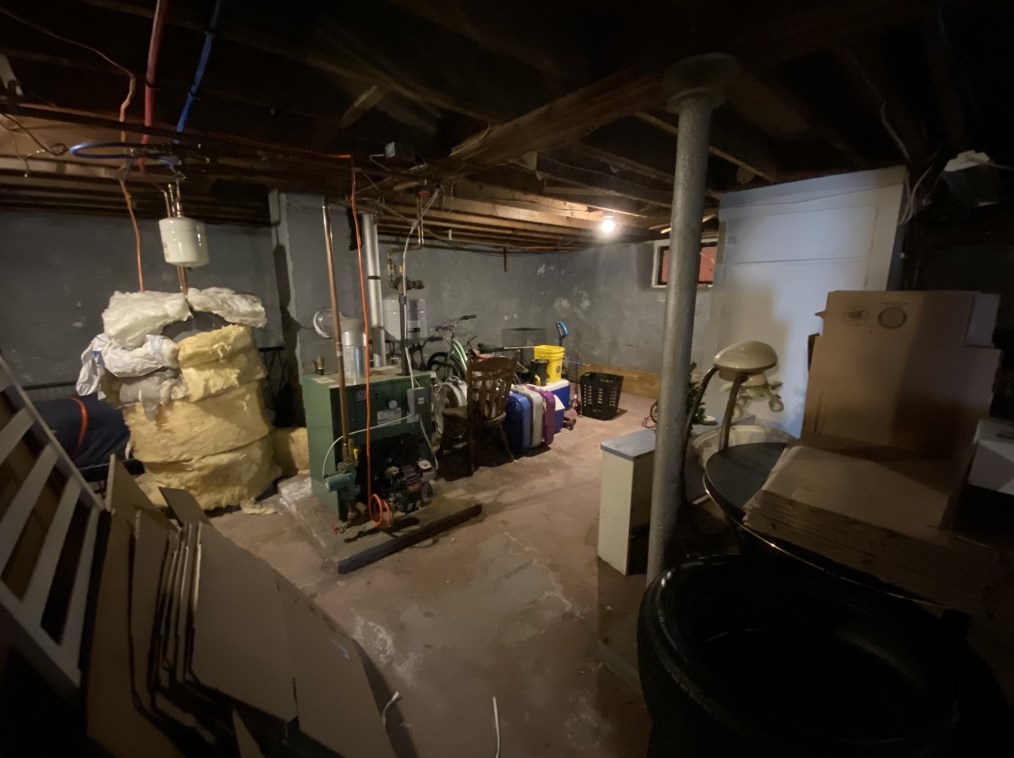 463 2nd Ave, Berlin NH  03570-1139 exterior