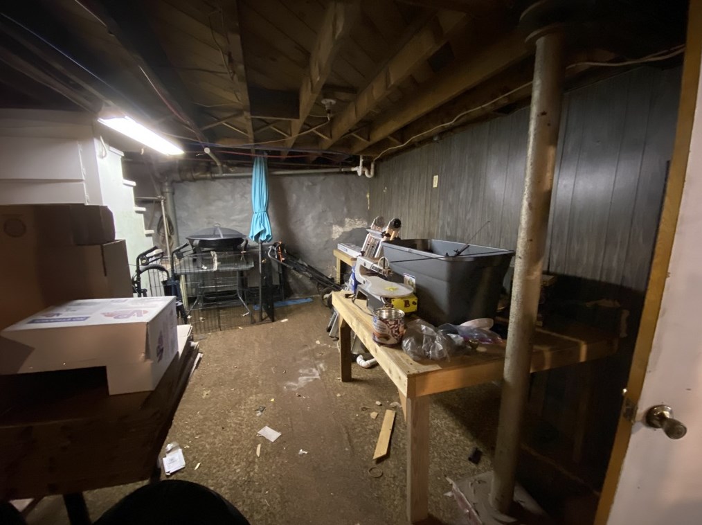 463 2nd Ave, Berlin NH  03570-1139 exterior