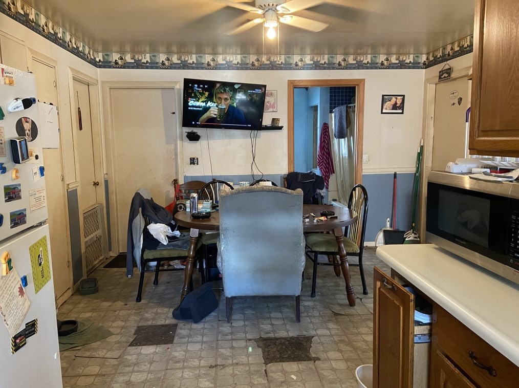 463 2nd Ave, Berlin NH  03570-1139 exterior