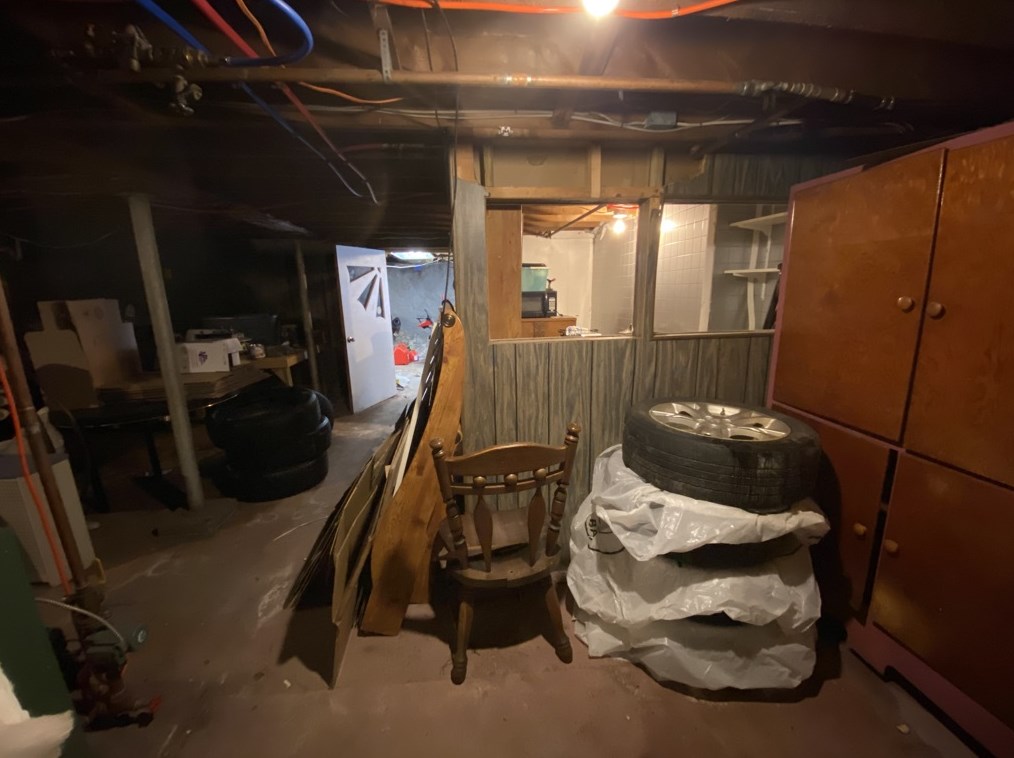 463 2nd Ave, Berlin NH  03570-1139 exterior